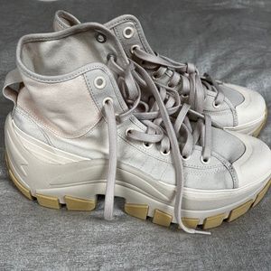 CONVERSE RUN STAR MOTION LIGHT TWINE HIGH TOP UNISEX SHOE